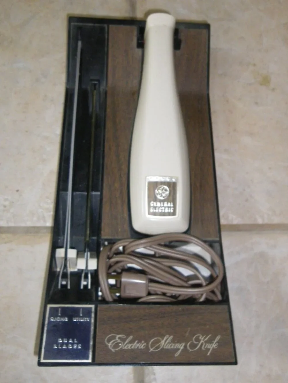 Vintage General Electric Slicing Knife Set w/ Dual Blades